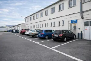 Außenparkplatz